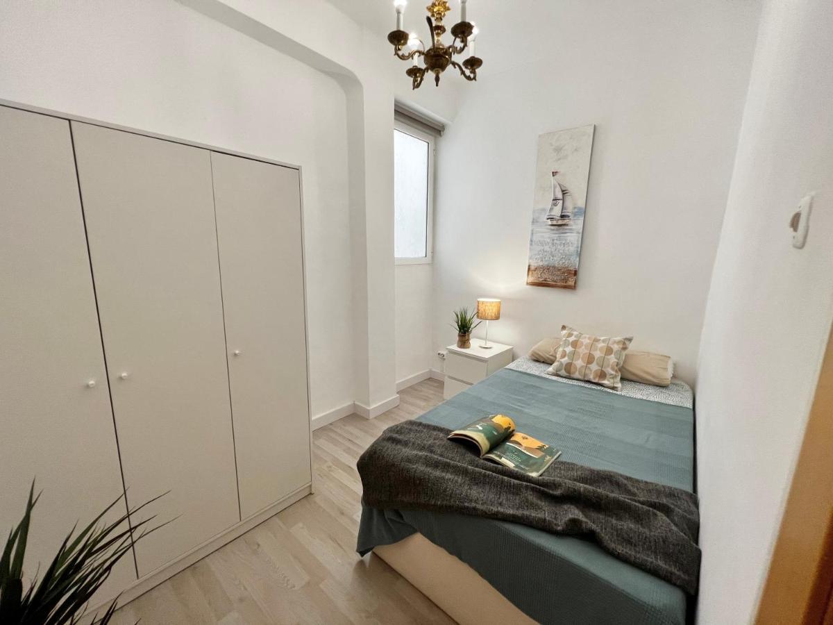 Apartment Near The Bio Parc บาเลนเซีย ภายนอก รูปภาพ